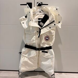 BRAND NEW CANADA GOOSE CHAKA VEST